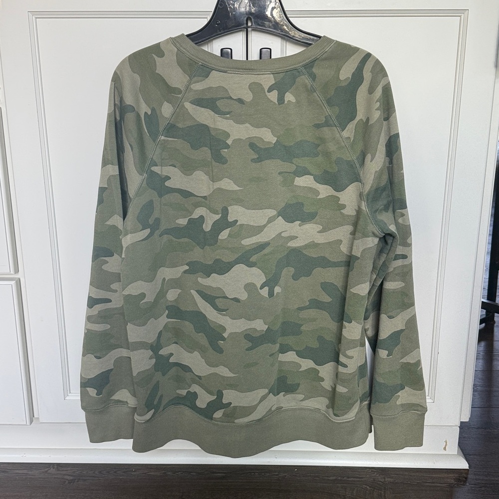 Old Navy camo crew neck sweatshirt Large - Picture 5 of 6